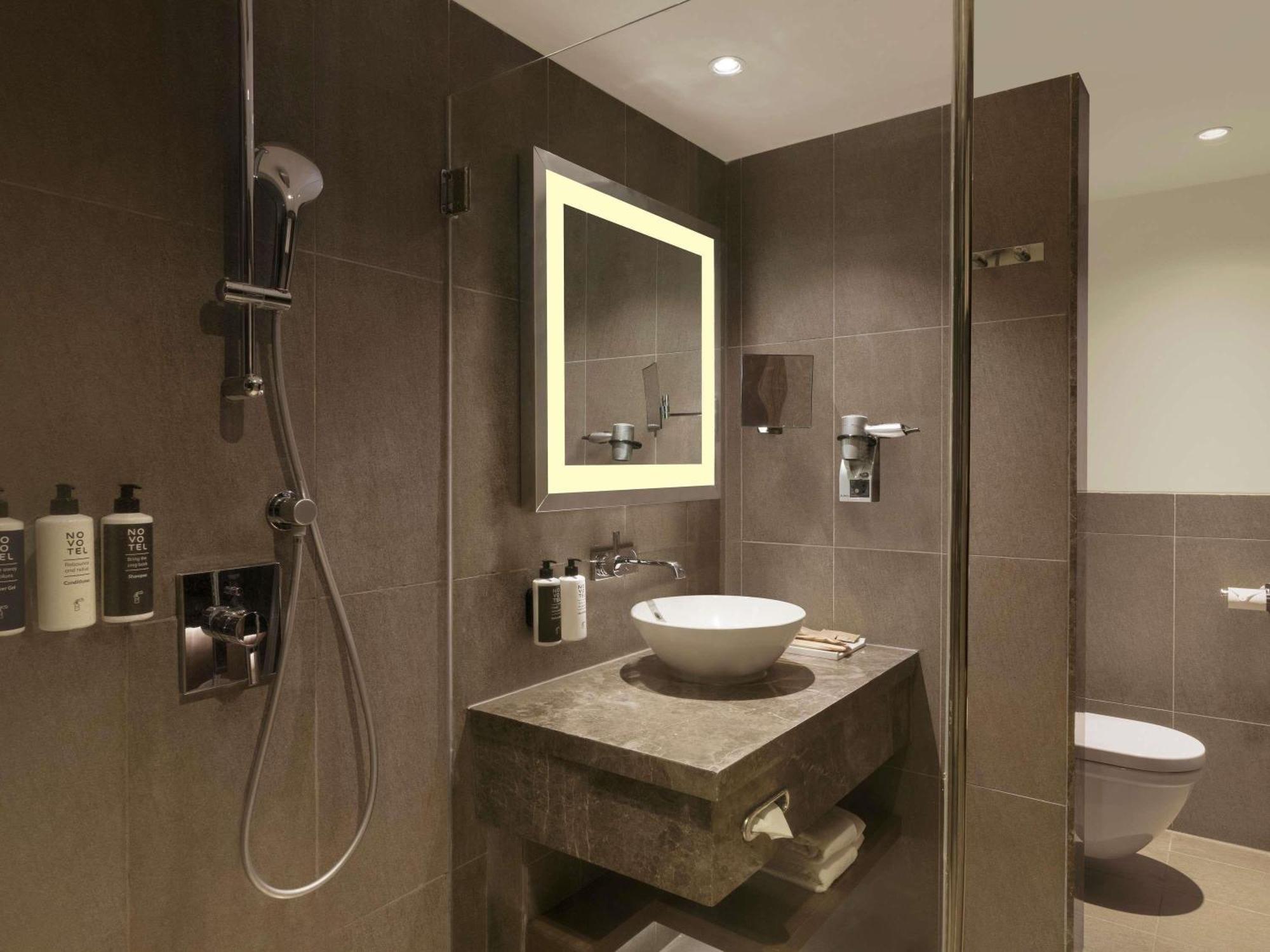 Superior Room with one double bed Pool View with Lounge Access, Cocktail Hours, 20% off on F&B and Laundry